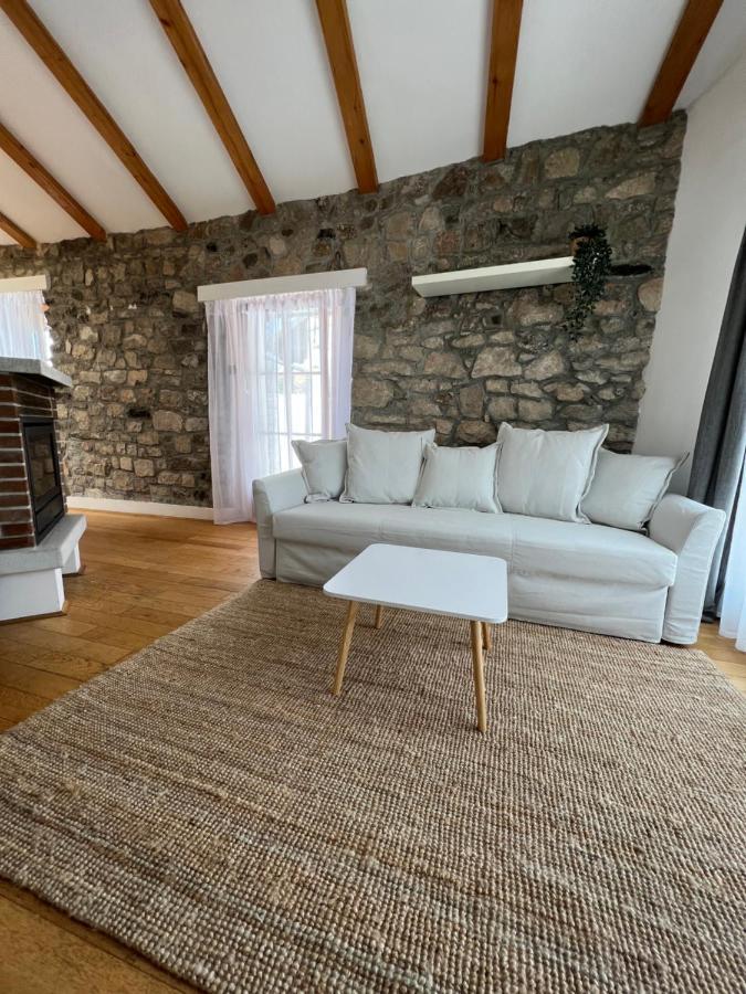 Guesthouse 45 Dutovlje Εξωτερικό φωτογραφία