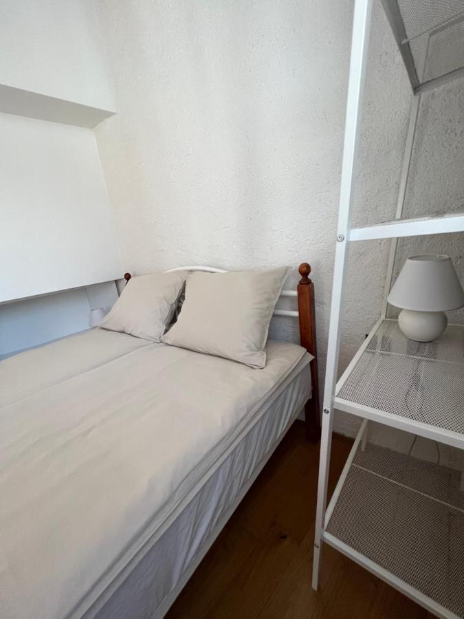 Guesthouse 45 Dutovlje Εξωτερικό φωτογραφία